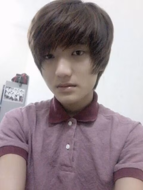 Đức Hạnh sinh năm 1993 và anh chàng cho biết quả thật đã thần tượng Lee Minho từ lâu. Và khi biết mình được quan tâm, so sánh với các nhân vật nổi tiếng, Đức Hạnh cho biết rằng cậu đã trải qua rất nhiều cảm xúc, vui có mà buồn cũng có. Vui vì được khen ngợi, nhưng khi có quá nhiều người bình phẩm, soi mói, cậu bạn lại cảm thấy phiền phức và phải chịu áp lực.