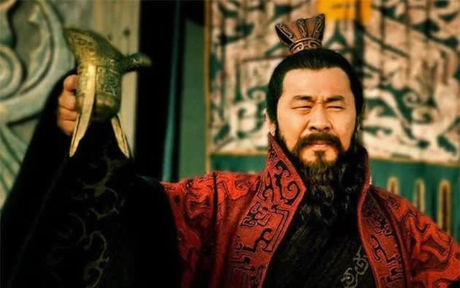 Vi sao 13/16 vo va the thiep cua Tao Thao la goa phu?-Hinh-2