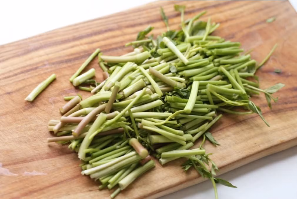 Loai rau quen thuoc bi ton du luong thuoc tru sau nhieu nhat-Hinh-3