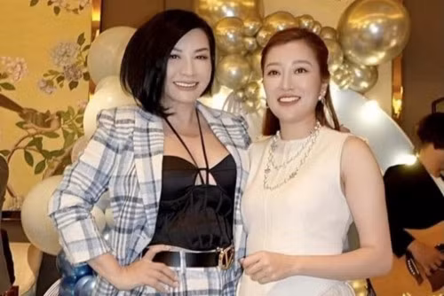 Vo kem 17 tuoi cua Bang Kieu tinh cam ben me chong-Hinh-7