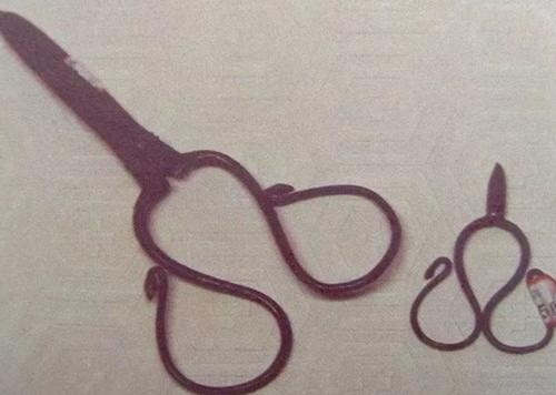 Truoc khi bam mong tay ra doi, nguoi xua cat mong tay nhu the nao?-Hinh-4