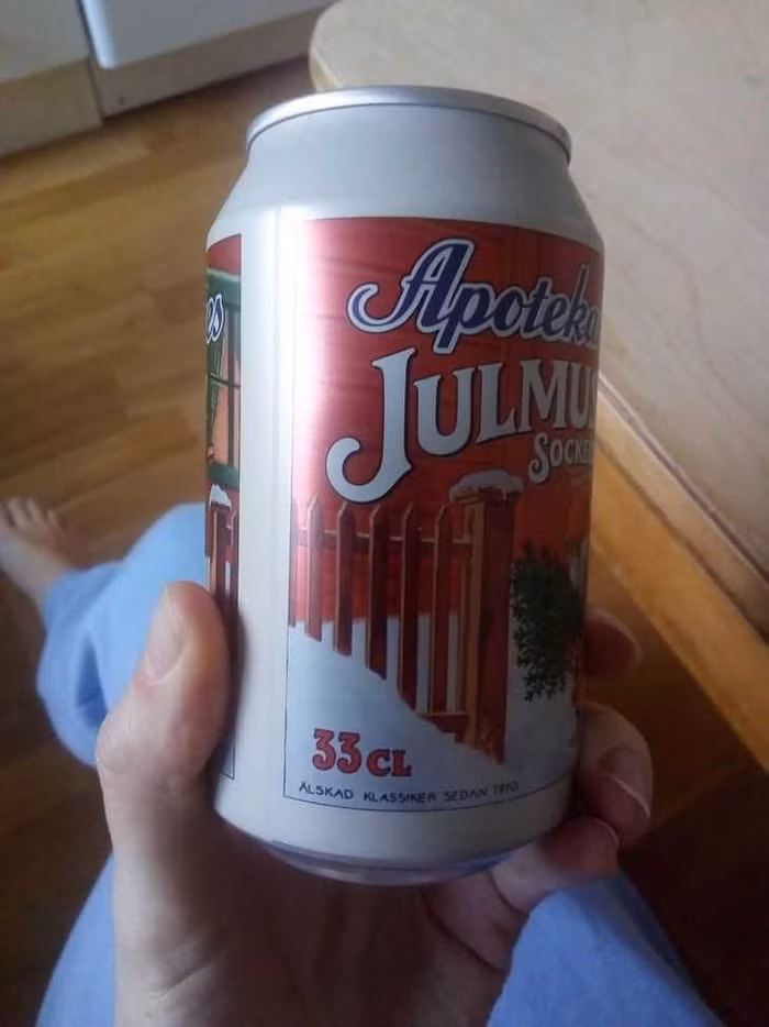 Quốc gia này có cách đo thể tích riêng. Đó là một centiliter. Đây là một lon nước ngọt 33 cl (tương đương 0,33 lít).