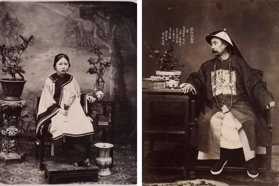 Ngoài việc tôn vinh tác phẩm của những nhiếp ảnh gia nước ngoài tiên phong, triển lãm của Loewentheil cũng ca ngợi thành tựu của nhiều tác giả người Trung Quốc. Khi rời quốc gia phương đông, nhiều nhiếp ảnh gia đã bán đi máy ảnh cùng các thiết bị cồng kềnh. Trong khi đó, một số người Trung Quốc khác như nhà toán học Zou Boqi lại sử dụng các linh kiện do phương tây sản xuất để tự chế tạo ra máy ảnh của riêng mình.