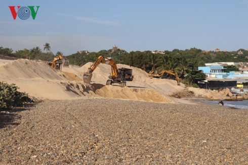 Vu xam pham thang canh Bai da 7 mau: Chuyen co quan cong an dieu tra-Hinh-2