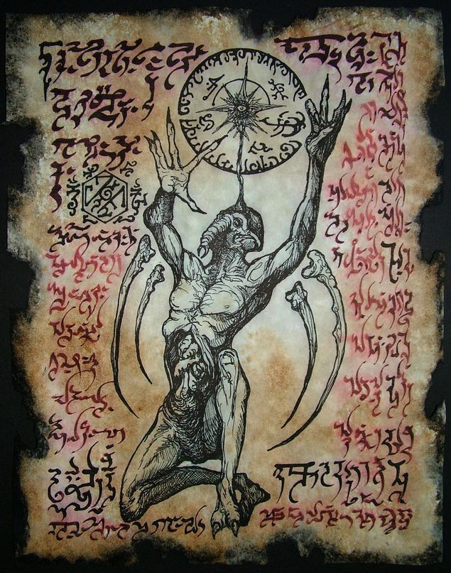 Necronomicon cũng ghi nhận sự tồn tại của những sinh vật huyền bí với sức mạnh vô song, có thể gây ra những sự hủy hoại to lớn đến thế giới con người.