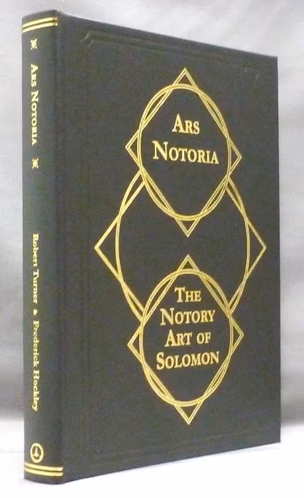 Theo các nhà nghiên cứu, cuốn sách này ra đời từ thế kỷ 13, với một số phần được viết từ đầu thế kỷ 12. Nó là một trong năm cuốn sách nằm trong một bộ sách ma thuật có tên “Chìa khóa nhỏ của Solomon” (Lesser Keys of Solomon), không rõ tác giả.