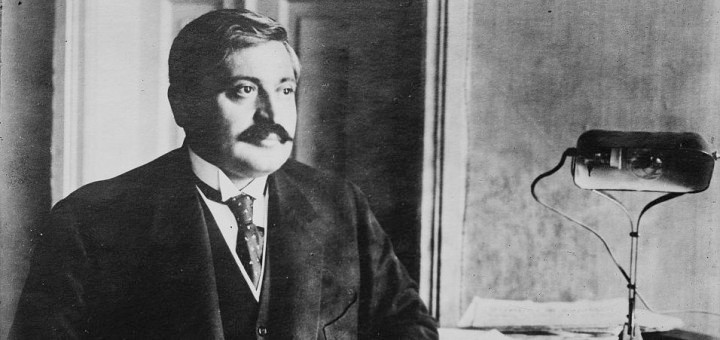 3. Herbert Aubrey là em trai cùng cha của Hebert George, người tài trợ cho việc khai quật lăng mộ vua Tut, được cho là cũng bị "nguyền" dù không tiếp xúc với lăng mộ. Aubrey bị thoái hóa mắt, trở nên mù hoàn toàn và chết vì nhiễm trùng do phẫu thuật mắt, 5 tháng sau cái chết của anh trai. Ảnh: The California Courier.