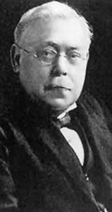 6. Richard Bethell là thư ký của Hebert George và là người thứ hai xâm nhập ngôi mộ. Năm 1929, thi thể ông được phát hiện trong căn phòng của một câu lạc bộ quý tộc London. Theo điều tra, ông đã bị nhốt ở căn phòng này trước đó. Ảnh: Daily Mail.