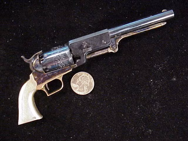 Theo những tài liệu phân tích sau vụ ám sát hụt này thì hai khẩu súng không có trục trặc gì. Các chuyên gia cho rằng thời tiết ẩm ướt là nguyên nhân khiến súng không nổ. Ảnh: Wayne Driskill Miniature Firearms.