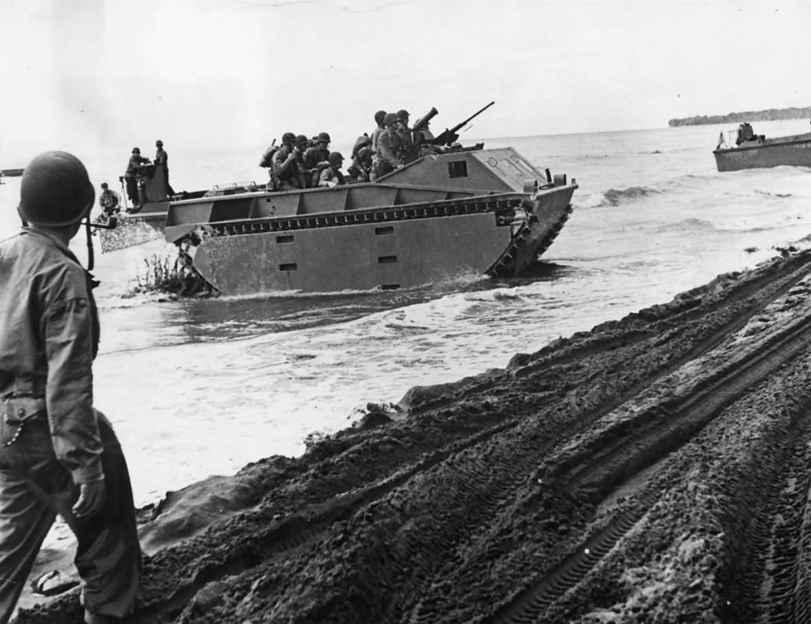 Với vai trò to lớn trong các chiến dịch Guadalcanal năm 1942-1943 và chiến dịch Fast Carrier Task Force năm 1944-1945, ông là một trong những cá nhân quyết định cục diện của cuộc chiến. Ảnh: World War Photos.