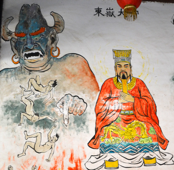 Từ Ấn Độ, thuyết về Diêm Vương được truyền qua Trung Hoa. Tại đây, tín lý này kết hợp với các biện sự của đạo Lão sản sinh ra thuyết Diêm La Thập điện. Ảnh: K. Gorman.