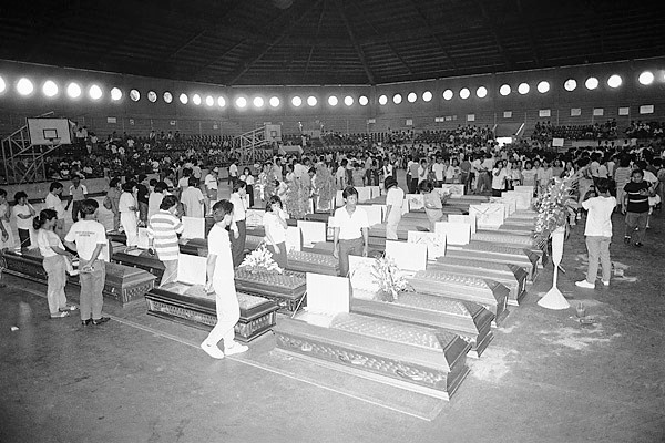 Năm 1999 Tòa án Tối cao Philippines đã chính thức thừa nhận là phà Doña Paz đã chở khoảng 4.000 hành khách. Ấn bản năm 2008 của World Almanac (Niên giám Thế giới) ghi số ước lượng sinh mạng bị mất trong vụ đắm tàu này là 4.341. Tạp chí Time của Mỹ đã gọi tai nạn này là thảm họa hàng hải chết chóc nhất trong thời bình của thế kỷ 20.