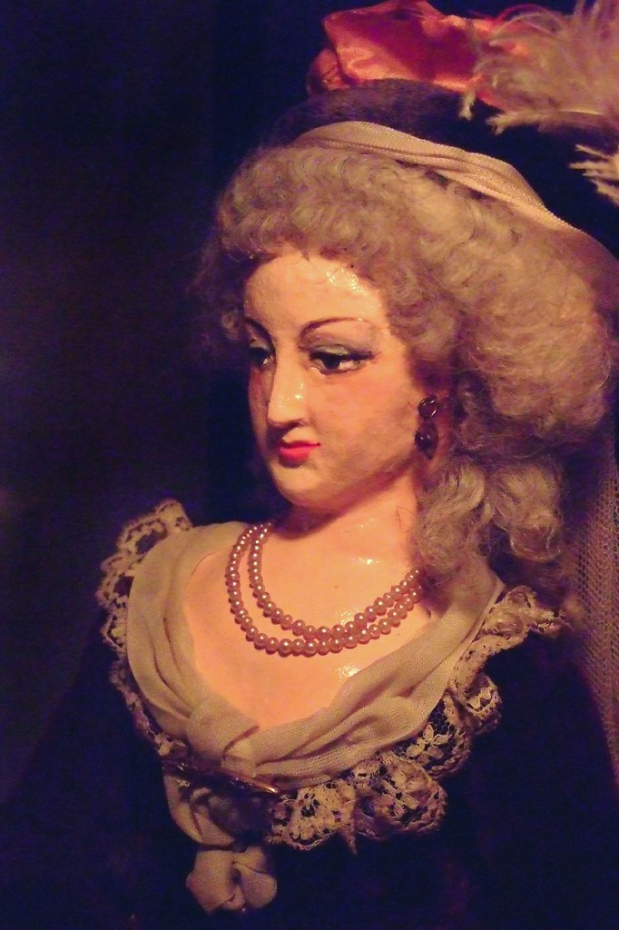 Cuộc đào thoát được tiến hành ngày 21/6/1791 nhưng đã bị hoàng hậu Marie Antoinette làm cho phá sản. Ban đầu, vua Louis XVI lên kế hoạch tẩu thoát bí mật một mình. Vào phút cuối, hoàng hậu khăng khăng đưa con cái trốn cùng vua.