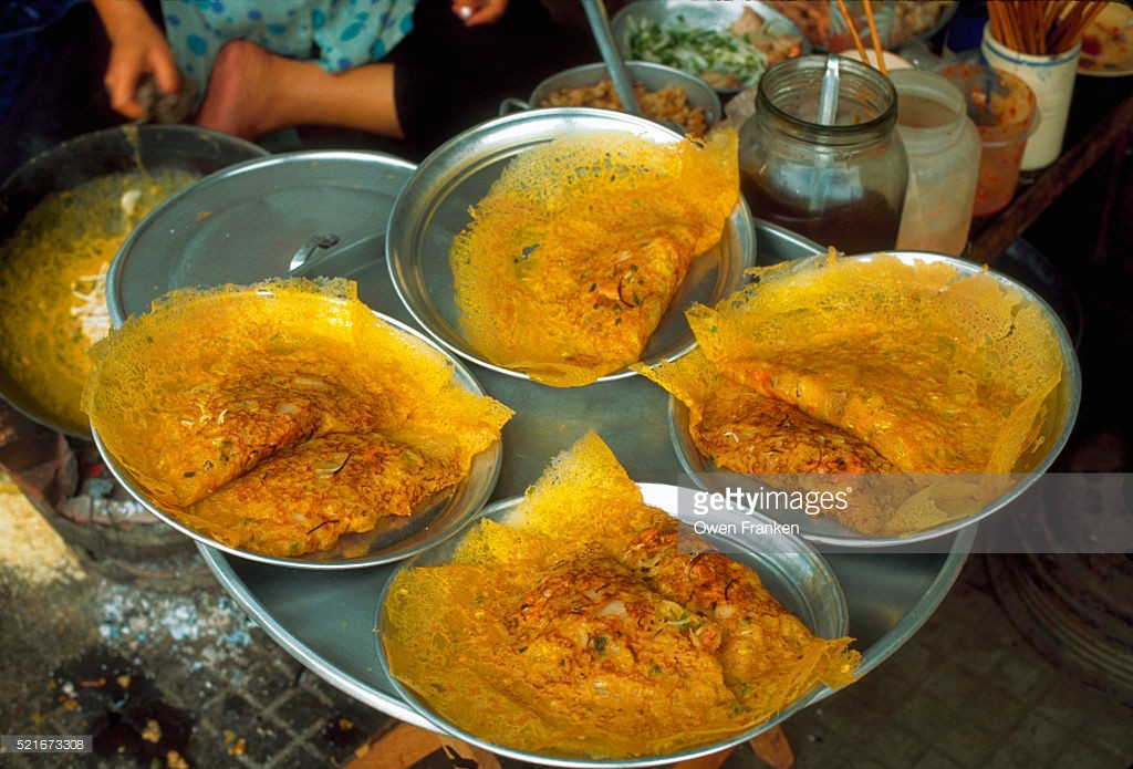 Bánh xèo vỉa hè, TP HCM thập niên 1990.