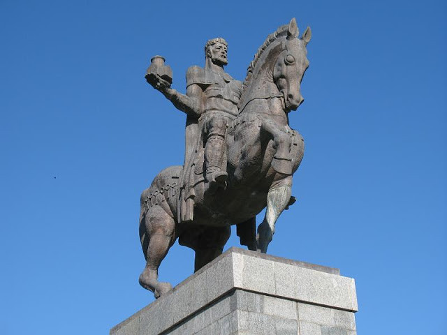 Chiến thắng vinh quang này đi vào lịch sử Gruzia như là một "chiến thắng kỳ diệu" nhất, đã giúp người Gruzia chiếm lại Tbilisi và sau đó trở thành một cường quốc quân sự lớn trong khu vực.