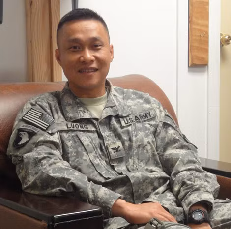 Chân dung vị tướng người Mỹ gốc Việt đầu tiên Lương Xuân Việt.