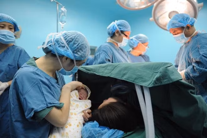 Sinh 2 con thuong 10 trieu: Kho viec nuoi, cho tien cung khong muon de!-Hinh-3