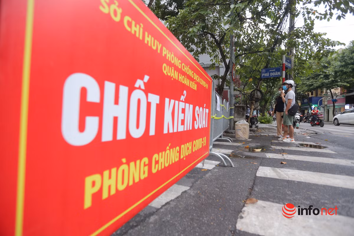 Phong toa nhieu con pho gan BV Viet Duc, khoang 1.000 nguoi nha benh nhan di cach ly