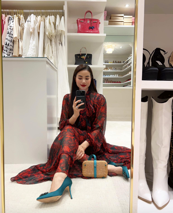 Dù đã định cư tại Mỹ nhưng sức hút của Hoa hậu Phạm Hương không hề giảm đi. Bằng chứng là những hình ảnh, clip của về cuộc sống của người đẹp gốc Hải Phòng mỗi khi đăng tải đều nhận được sự quan tâm từ đông đảo người hâm mộ.