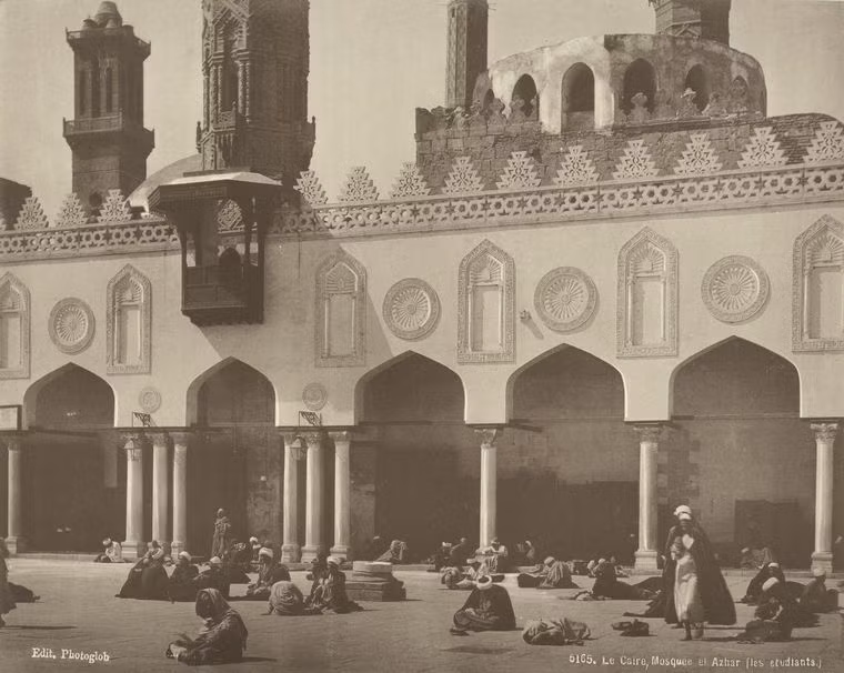 Các sinh viên của trường đại học Mosque Al Azhar ở Cairo.