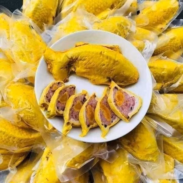 Cha duc hinh chep vang cung ong Cong ong Tao ‘chot’ vai chuc con moi ngay-Hinh-2