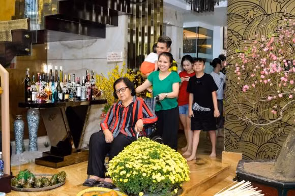 Mung sinh nhat me, Dam Vinh Hung noi mot cau hieu ro moi quan he-Hinh-2