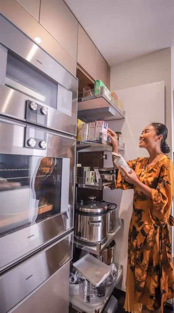 Doan Trang khoe anh don Giang sinh ben nha chong o Thuy Dien-Hinh-15