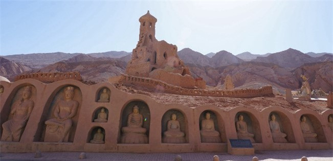 Hoa Diem Son co thuc ngoai doi: Chay am i suot 100 nam-Hinh-5