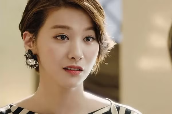 Thay thai do anh re tuong lai voi chau, toi khuyen chi bo gap