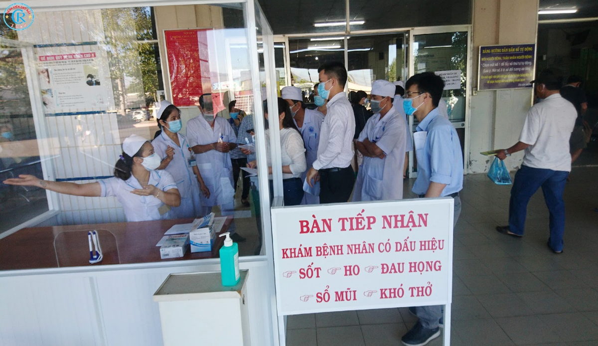 Bệnh viện Chợ Rẫy lên đường trong đêm, chi viện cho Bình Thuận - Hình 3 Benh vien Cho Ray len duong trong dem, chi vien cho Binh Thuan-Hinh-3