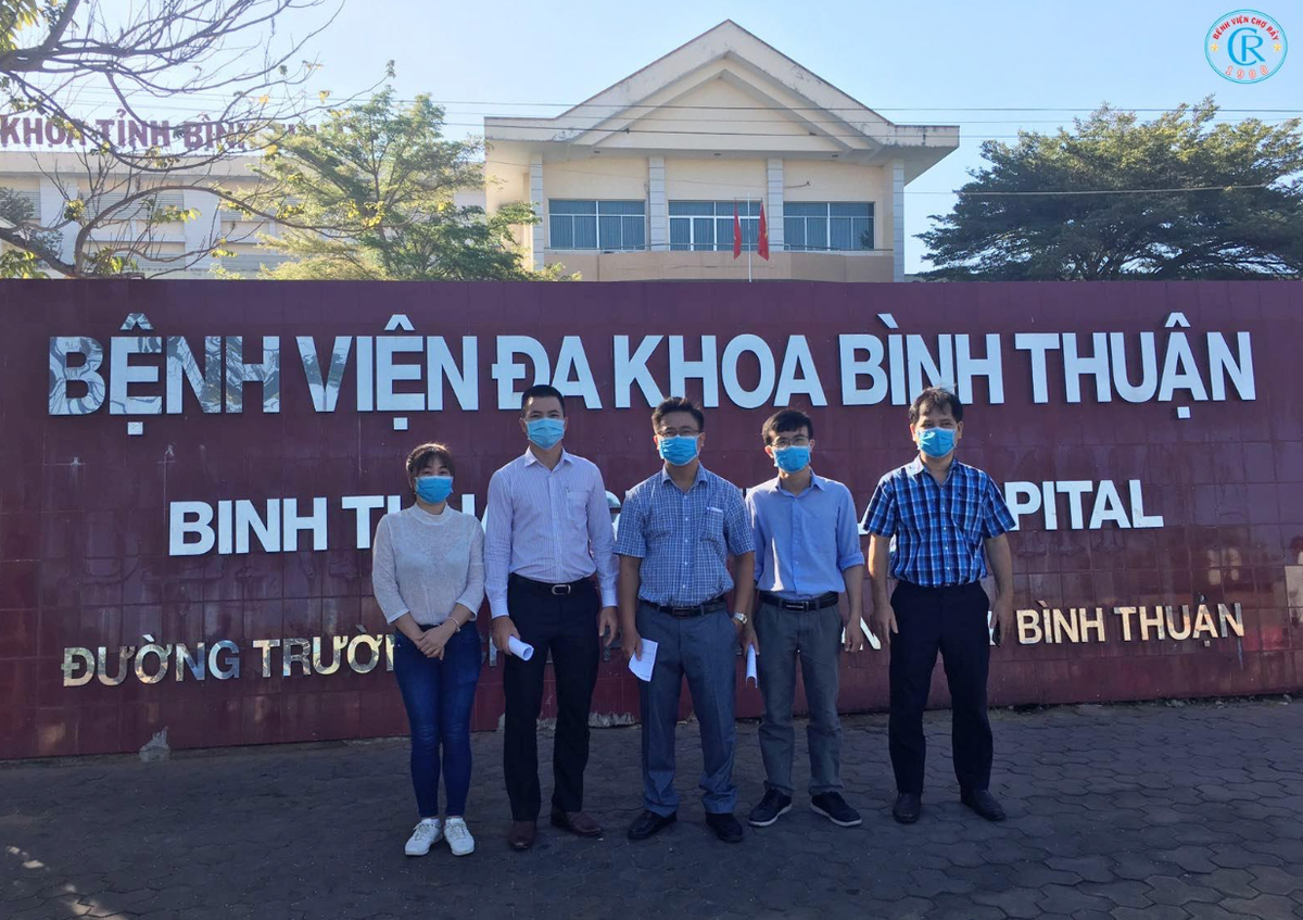 Bệnh viện Chợ Rẫy lên đường trong đêm, chi viện cho Bình Thuận - Hình 8 Benh vien Cho Ray len duong trong dem, chi vien cho Binh Thuan-Hinh-8