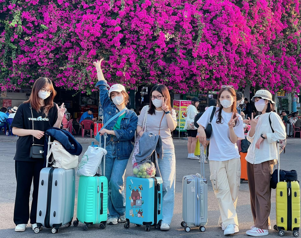 Trai nghiem nang gio o Phu Quy voi hoi ban than-Hinh-2