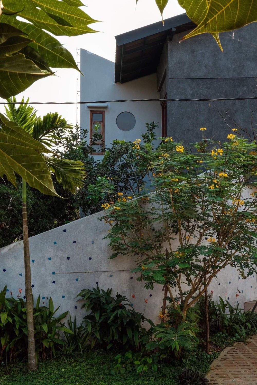 Văn hóa Huế được gợi mở trong không gian nhà De Hué - Hình 2 Van hoa Hue duoc goi mo trong khong gian nha De Hue-Hinh-2