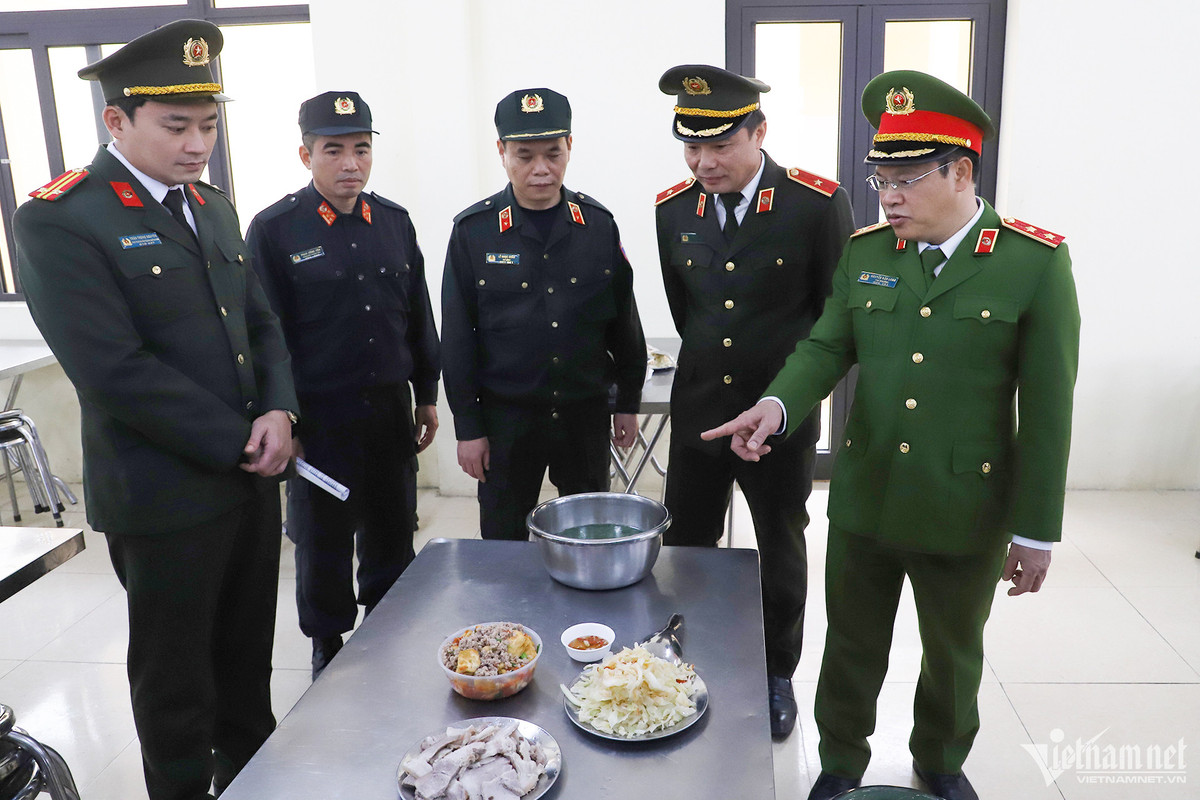 Hơn 16.000 tân binh Công an nhân dân bước vào khóa huấn luyện - Hình 6 Hon 16.000 tan binh Cong an nhan dan buoc vao khoa huan luyen-Hinh-6