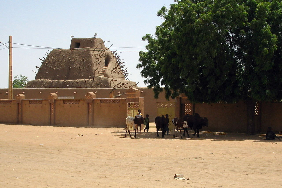 Trong suốt thời kỳ Songhai, Gao cùng với Timbuktu (thủ đô Mali ngày nay) trở thành hai trung tâm văn hóa, tôn giáo lớn nhất của khu vực Tây Phi, gắn chặt chẽ với các khu vực lân cận như Bắc Phi, Trung Đông, châu Âu. Ảnh: Holamon.cat.