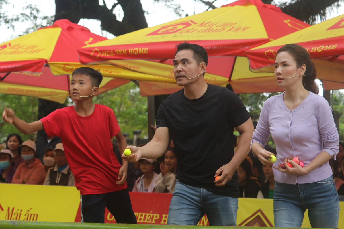 Trung Dung he lo ly do giu kin chuyen tinh cam o tuoi 51-Hinh-2