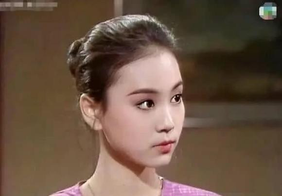 Ngam ve dep cuc pham cua Luu Tuyet Hoa thoi tre-Hinh-2