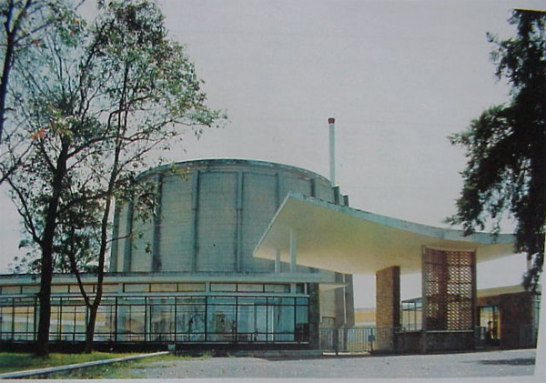 Vào ngày 24/3/1975, ngoại trưởng Mỹ Henry Kissingger đã gửi một bức điện tín mật tới đại sứ quán Mỹ ở Sài Gòn, ra lệnh lấy nhiên liệu ra khỏi lò phản ứng bằng mọi giá. Ảnh: Địa chí Đà Lạt.