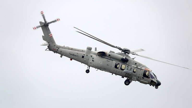 Một chiếc trực thăng Z-20J trình diễn các quy trình huấn luyện thích ứng. Ảnh: VCG/China Daily.