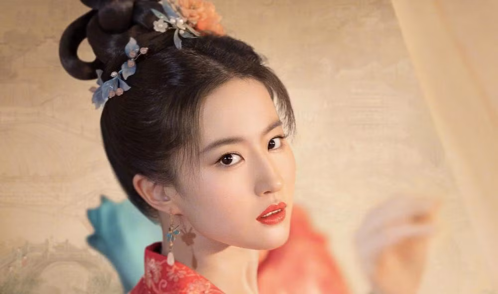 'Than tien ty ty' Luu Diec Phi cung co ngay nhan sac 'ta toi'-Hinh-8