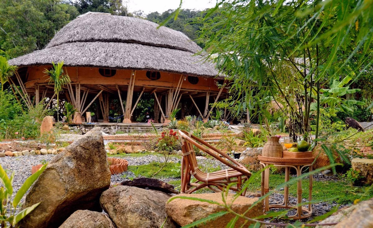 Den Da Mi - Binh Thuan, tham homestay hinh dia bay