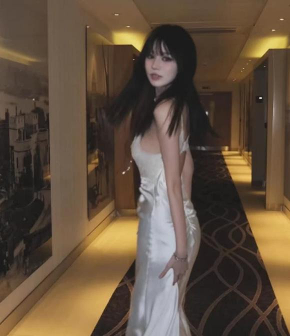 Con gai rieng cua chong cu Chuong Tu Di thay doi den chong mat-Hinh-2