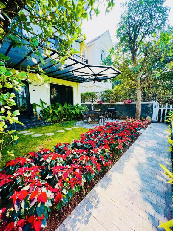 La Thanh Huyen he lo khong gian tang ap mai trong biet thu trieu do-Hinh-6