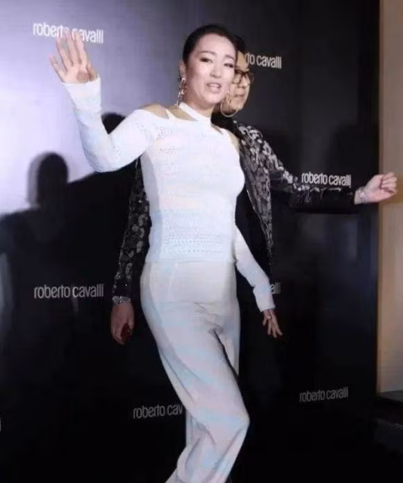 Cung Loi ngoai hinh khac la o tuoi 57-Hinh-3