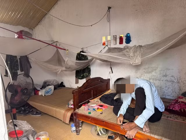 Nhung cau chuyen dam nuoc mat ben trong ‘xom chay than’-Hinh-2