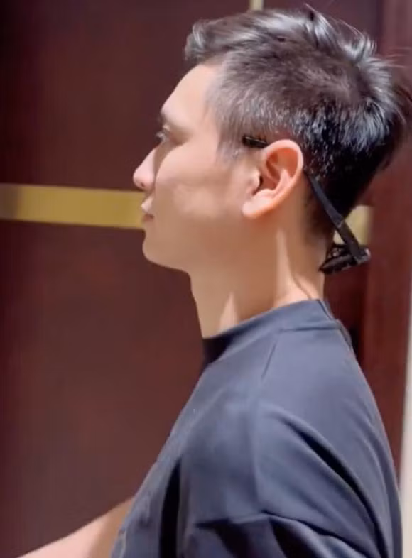 Le Thuy 'troll' cuc hai khi hoi ve chieu cao that cua chong