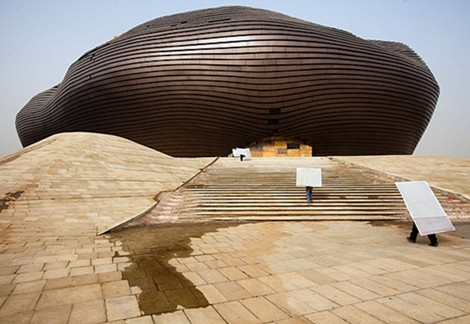 Bảo tàng ở "thành phố ma" Ordos không một bóng du khách.