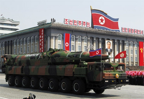 "Chính sách tiên quân" coi sức mạnh quân sự là trên hết và ngoại giao là "vô bổ" là một di sản nữa của Chiến tranh Triều Tiên.