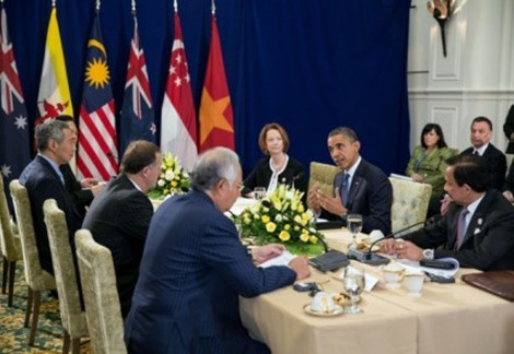 Tổng thống Obama đã xác định rằng Mỹ sẽ tham gia Hội nghị thượng đỉnh Đông Á hàng năm ở cấp nguyên thủ quốc gia.