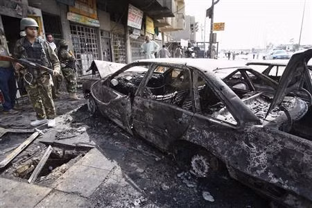 Clo nhanh chóng được thay thế bằng những vũ khí giết người khủng khiếp hơn như Phosgene và khí mù tạt, tuy nhiên nó vẫn là một loại vũ khí hóa học được tổng hợp và sản xuất dễ dàng. Ngày nay, các vụ khủng bố tại Iraq, các phần tử vẫn thường sử dụng khí Clo như một vũ khí hóa học dưới dạng bom Clo. Ảnh: Vụ nổ do bom mang Clo tại Iraq.